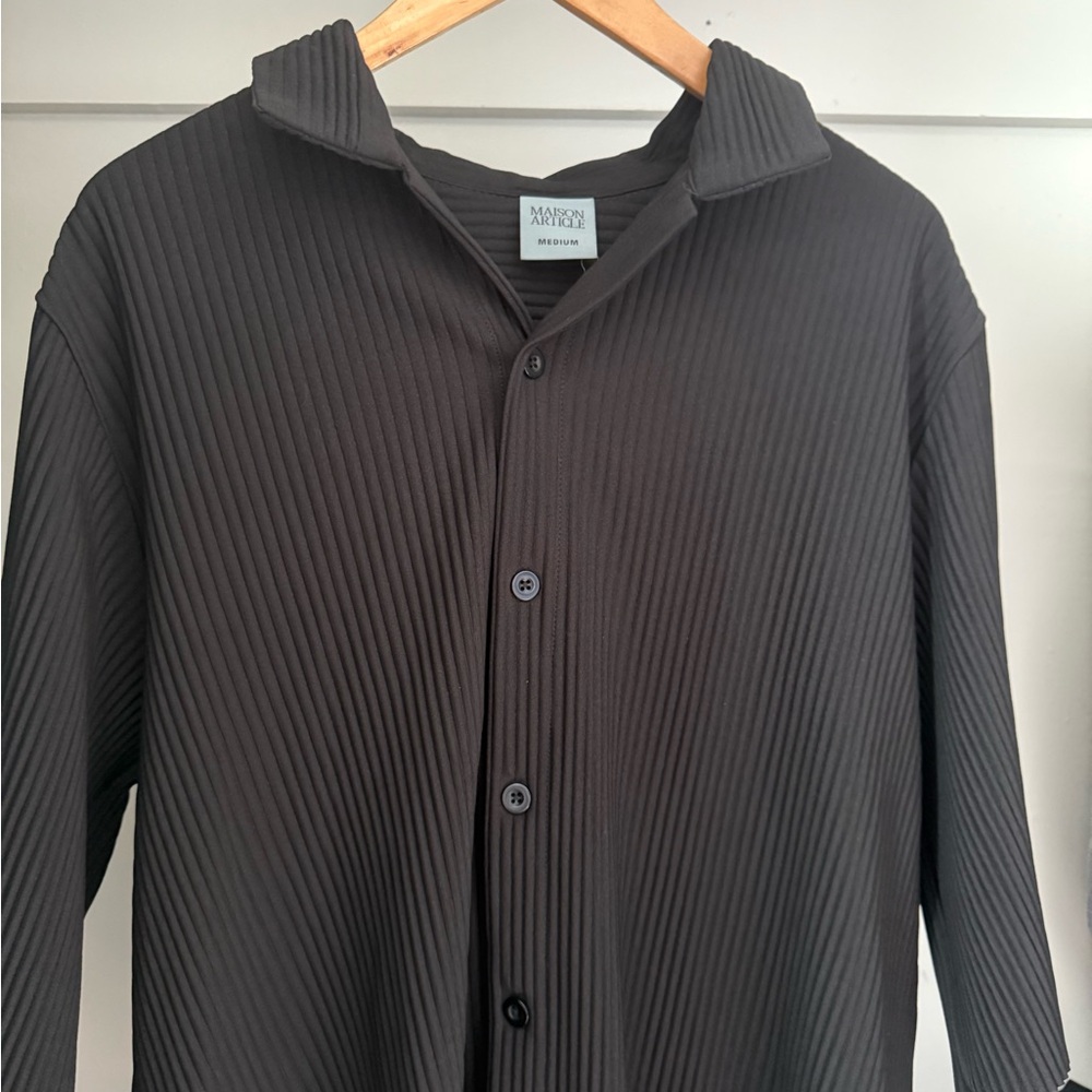 Men's Medium Black shirt by Maison Article